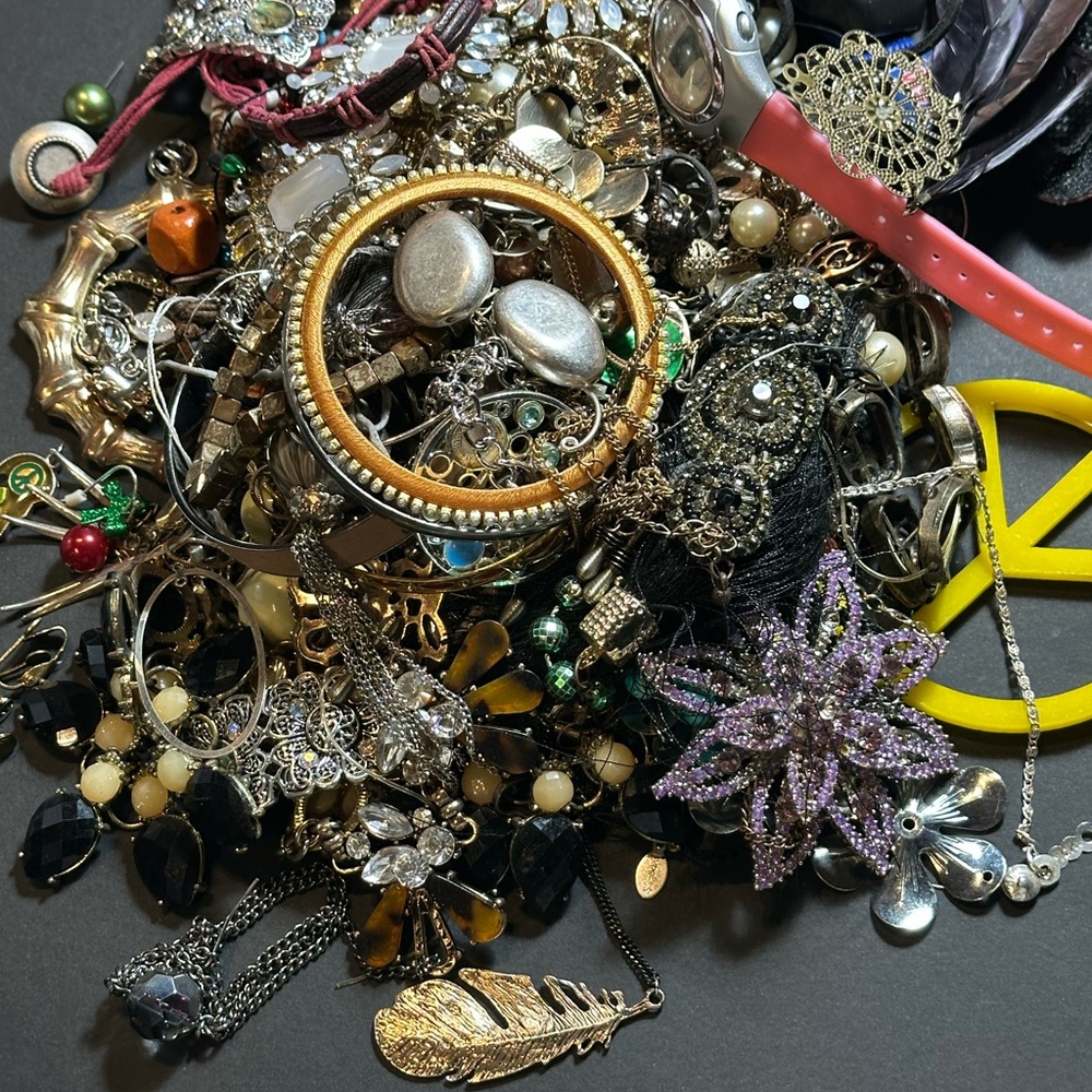 Jewelry Lot | Mixed Lot Vintage-Mod Craft Jewelry Tangled Broken Harvest Bundle! - Picture 3 of 11